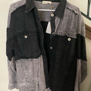 Women's Black and Gray Button Down Shirt